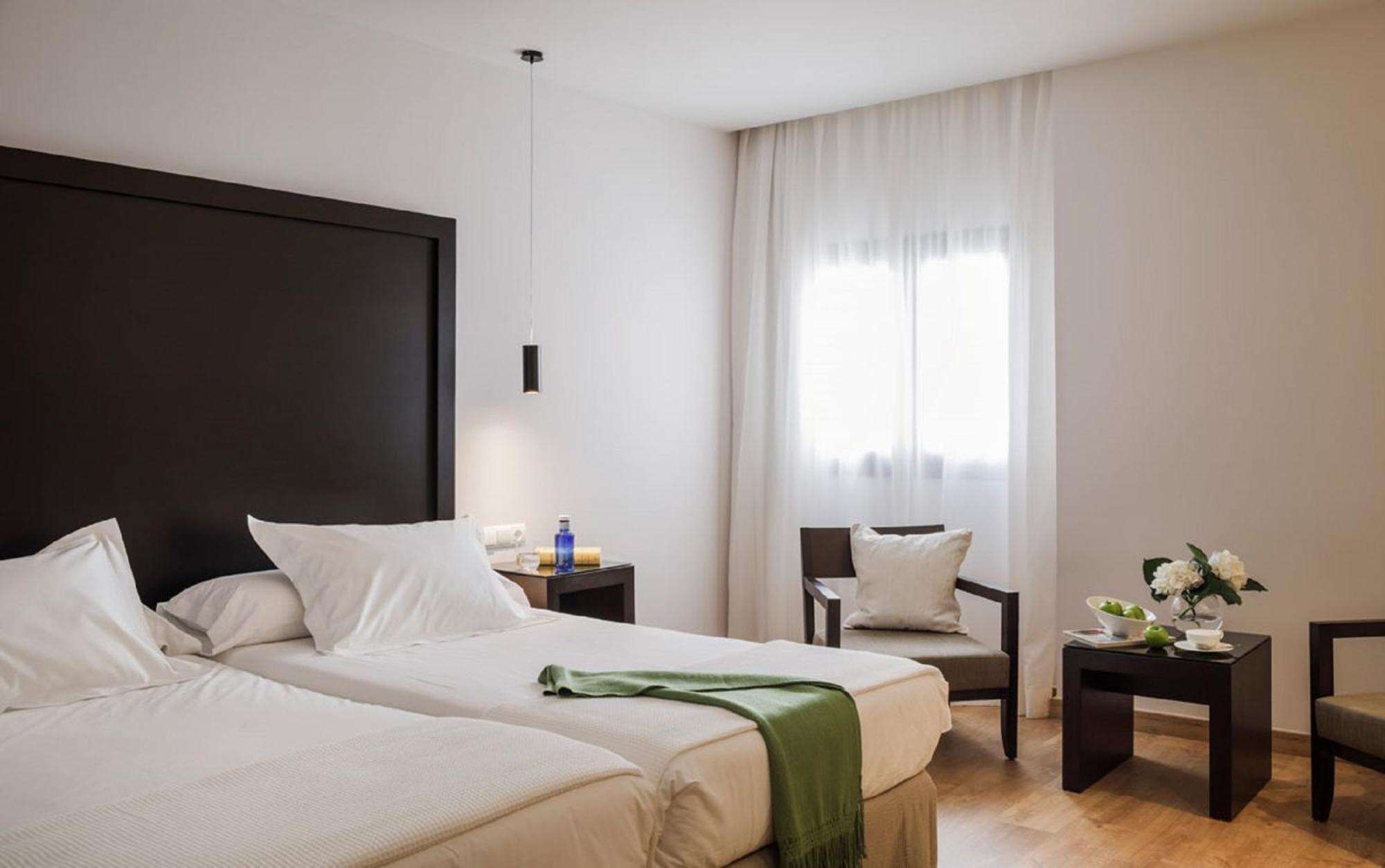 Hotel Fernando III Seville Room photo