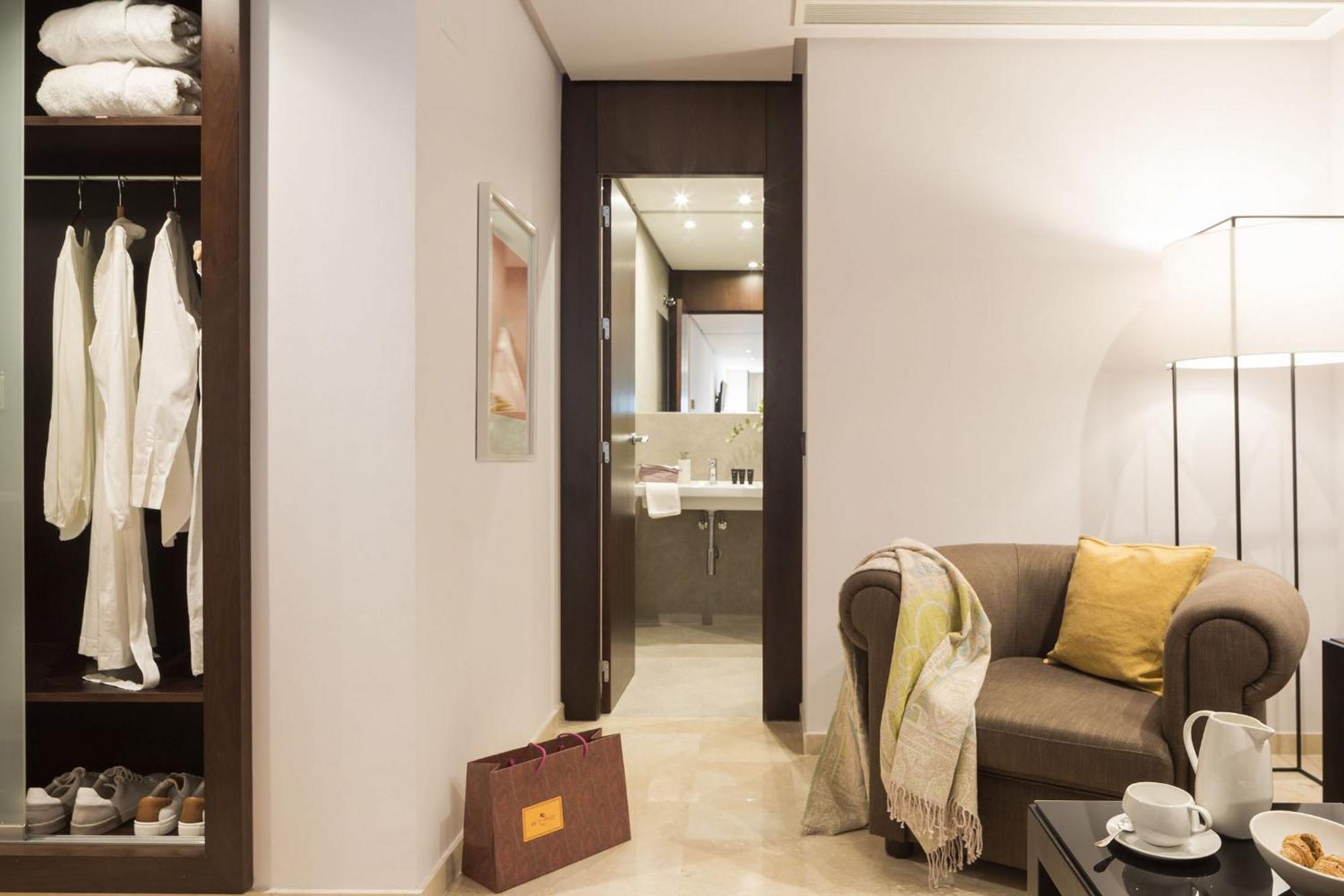 Hotel Fernando III Seville Room photo