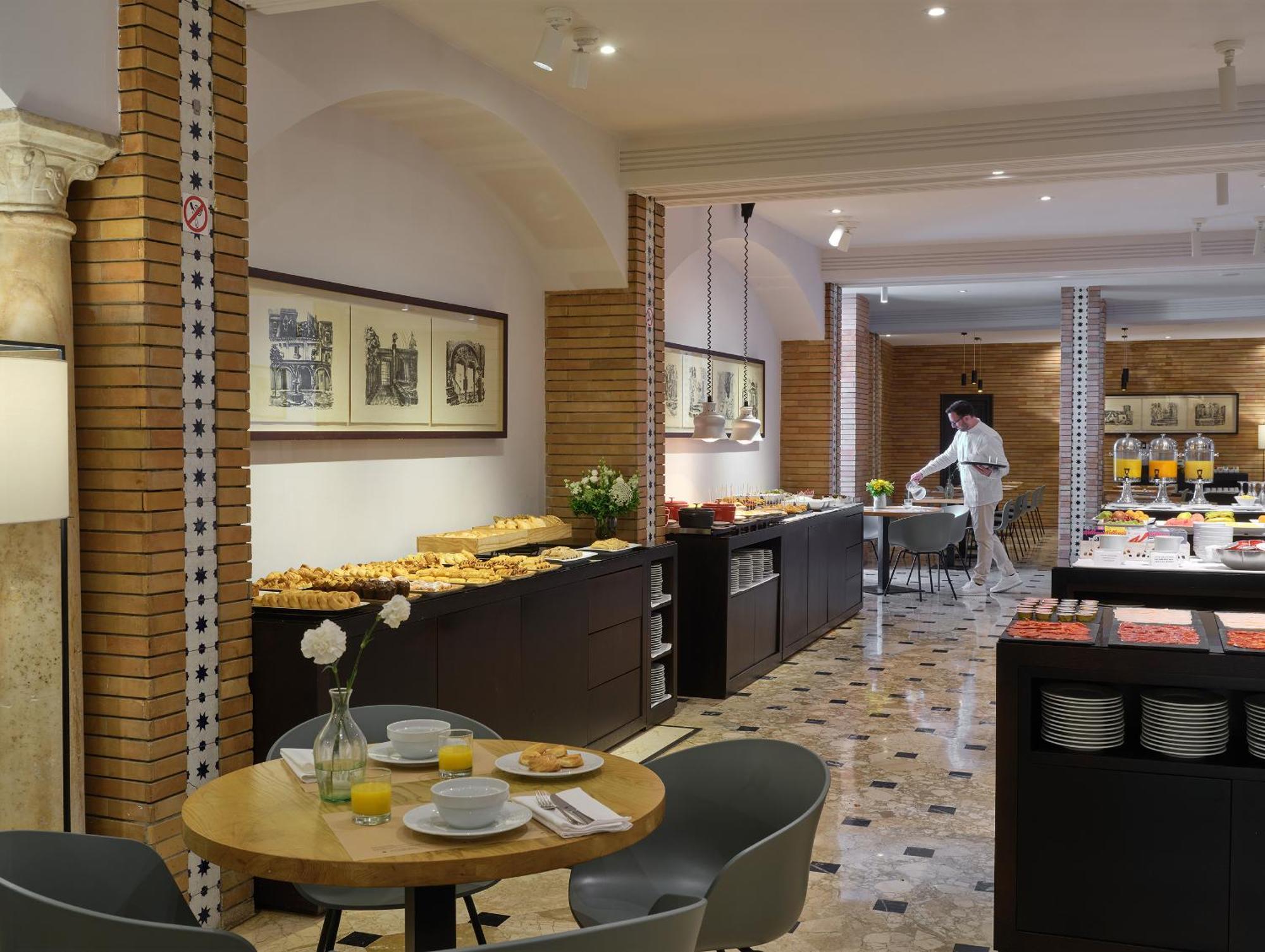 Hotel Fernando III Seville Exterior photo